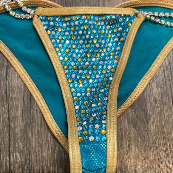 Competition Bikini Suit Bodybuilding Gold Encrusted Rhinestone Blue Muscle Fit S - Picture 15 of 17